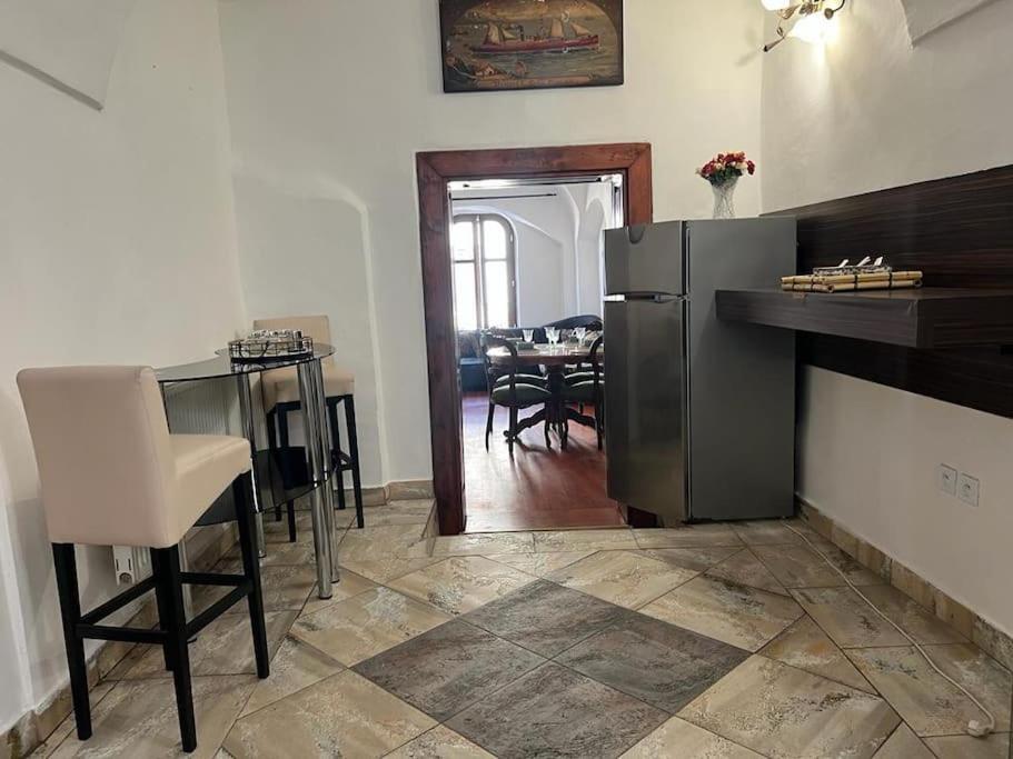 City Center Apartment Банска-Бистрица Экстерьер фото